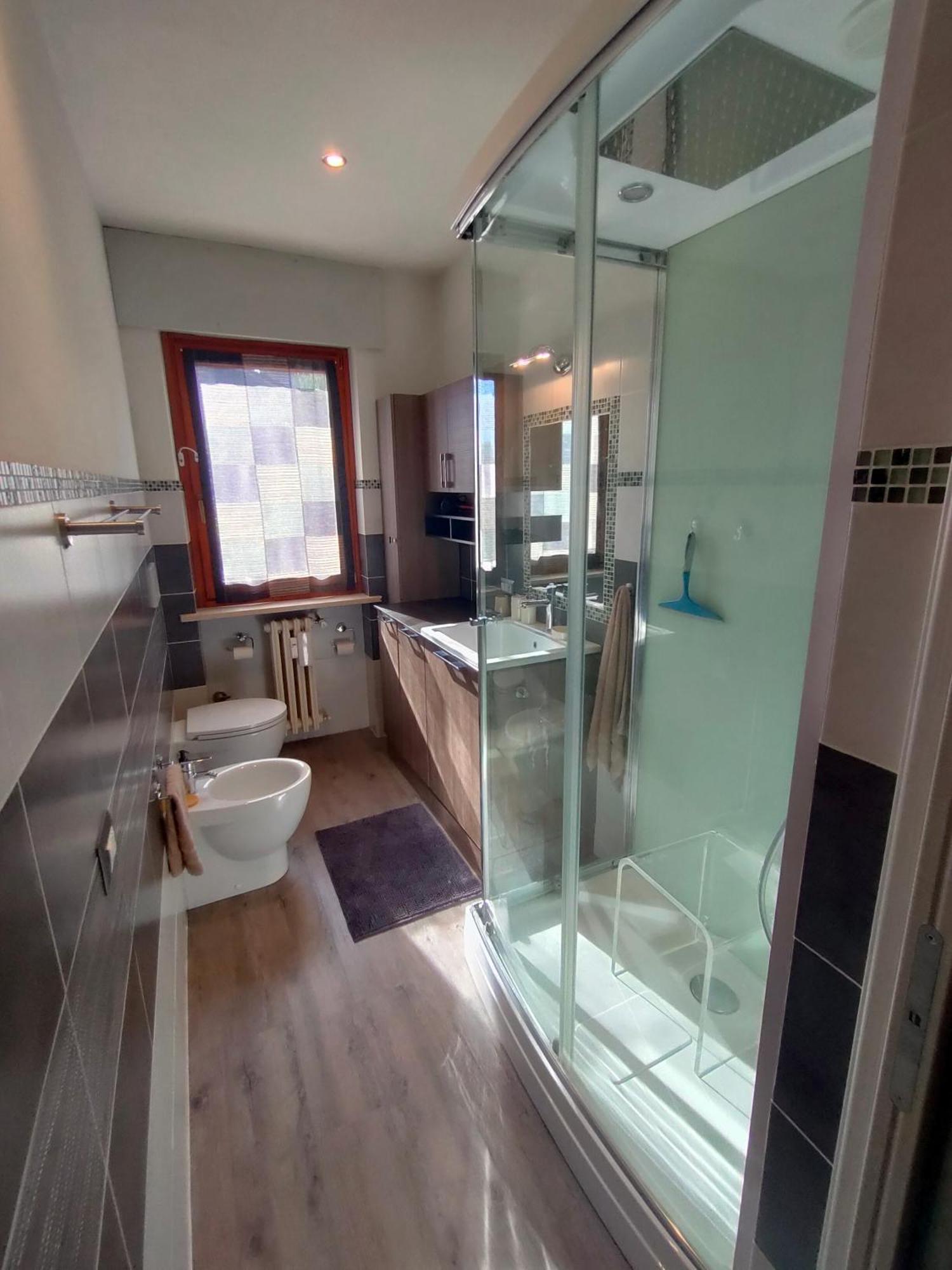 Appartamento Chentre En Ville - A 2 Passi Dal Centro - Parcheggio Gratuito - Cir-Vda-Aosta-0073 Eksteriør billede