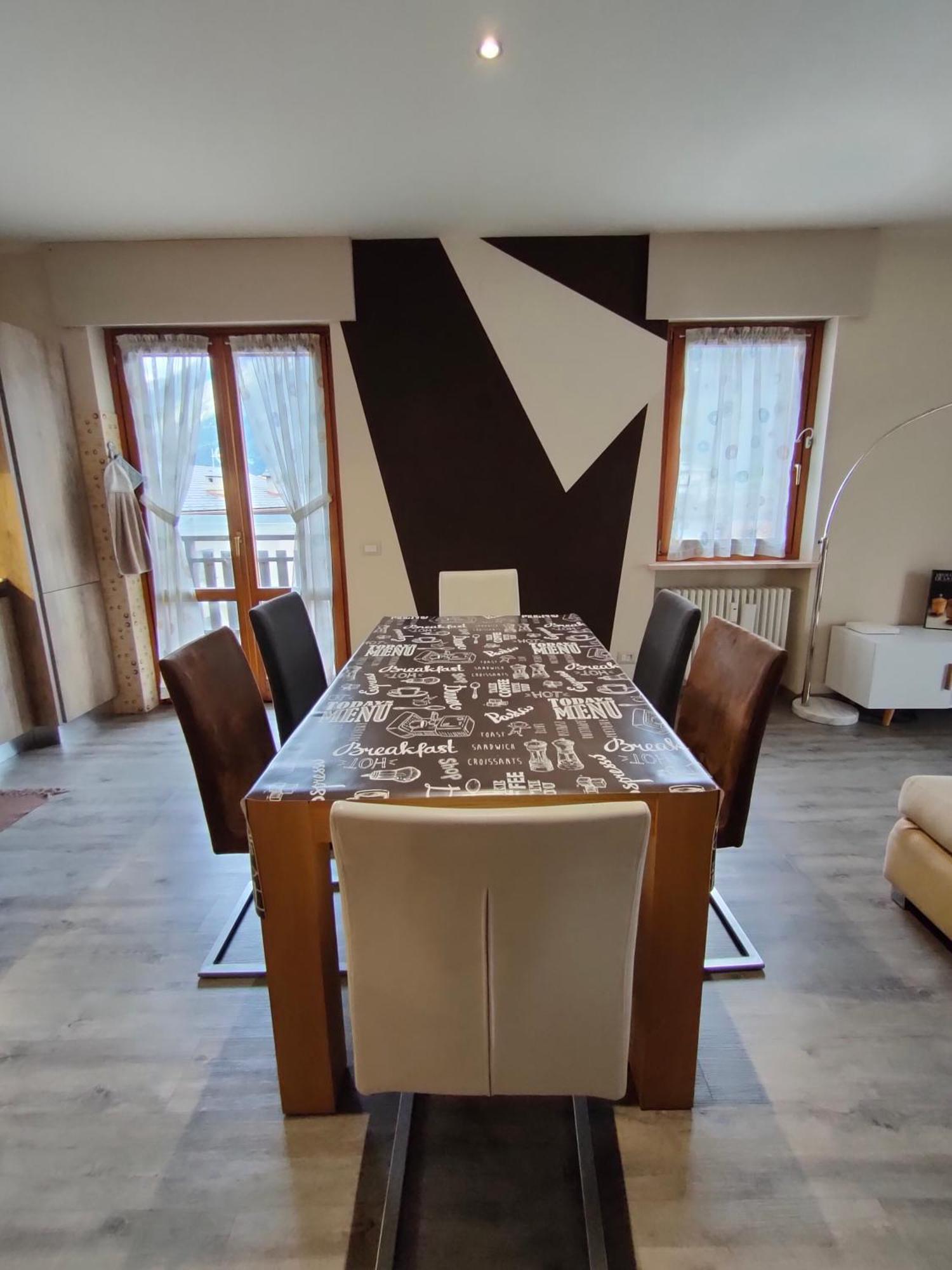 Appartamento Chentre En Ville - A 2 Passi Dal Centro - Parcheggio Gratuito - Cir-Vda-Aosta-0073 Eksteriør billede